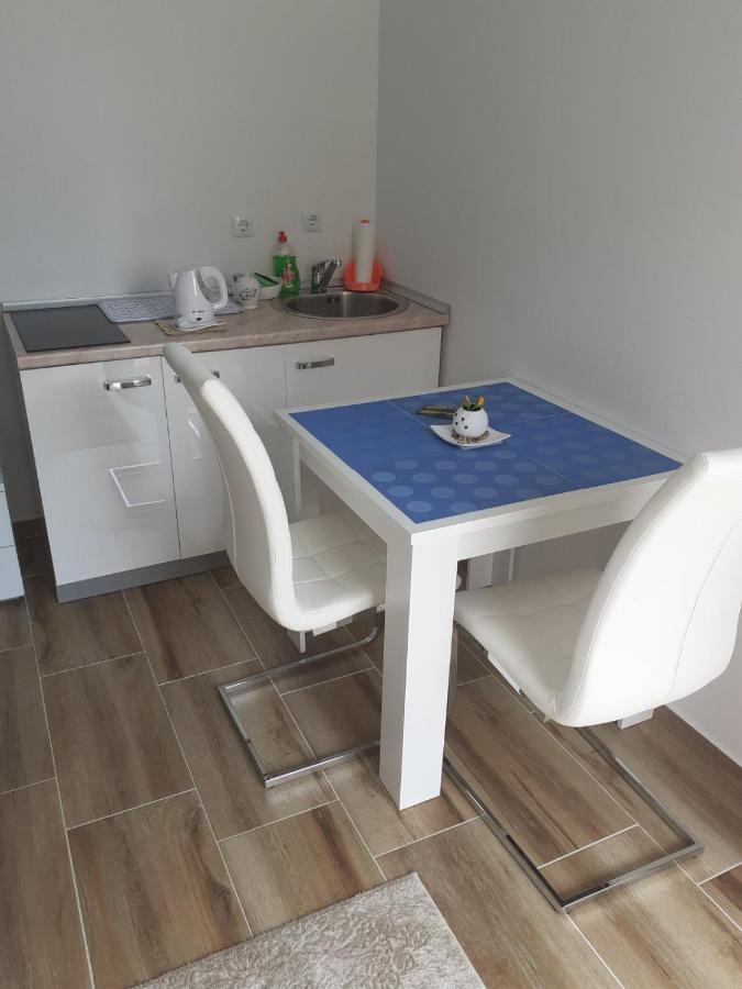 Apartmani Slado Τρέμπινιε Εξωτερικό φωτογραφία