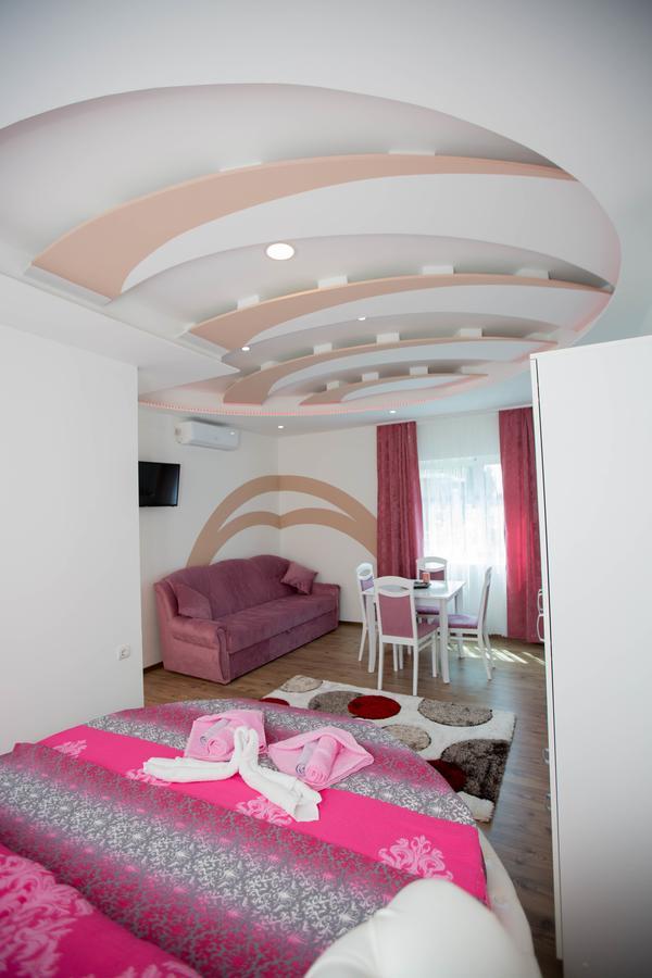 Apartmani Slado Τρέμπινιε Εξωτερικό φωτογραφία