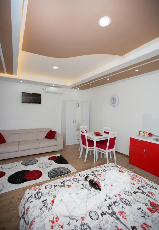 Apartmani Slado Τρέμπινιε Εξωτερικό φωτογραφία